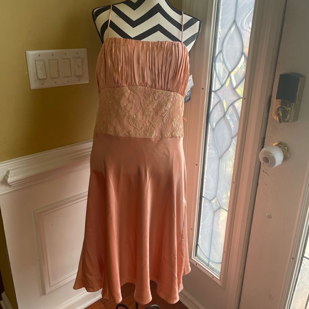 NWT OC by OC 100%silk peach spaghetti straps dress pleated top & lace accentSZ14